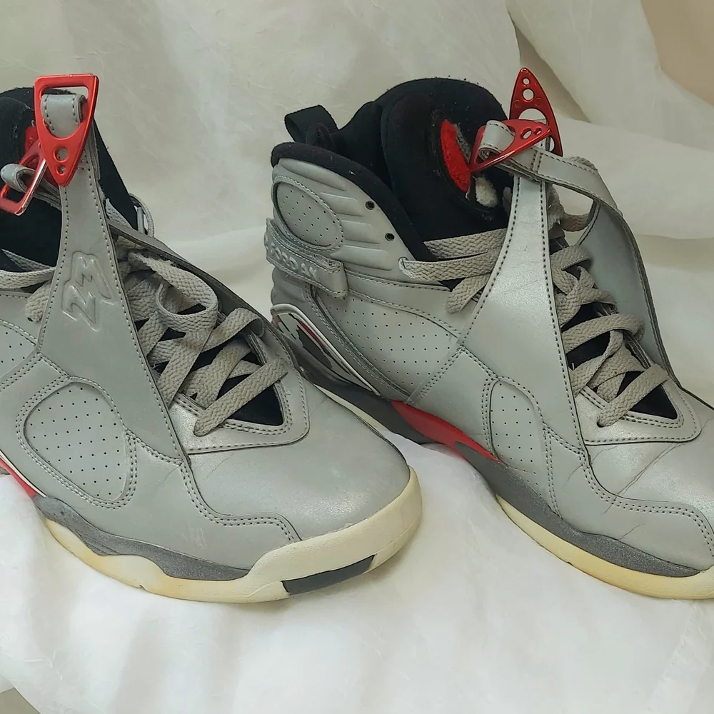Nike Air Jordan 8 Retro "Reflections of a Champion" Refelctive Gray Sneakers 8.5 - Picture 2 of 14